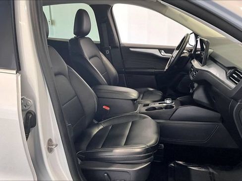 Used 2025 Ford Escape Platinum AWD/4WD image 36