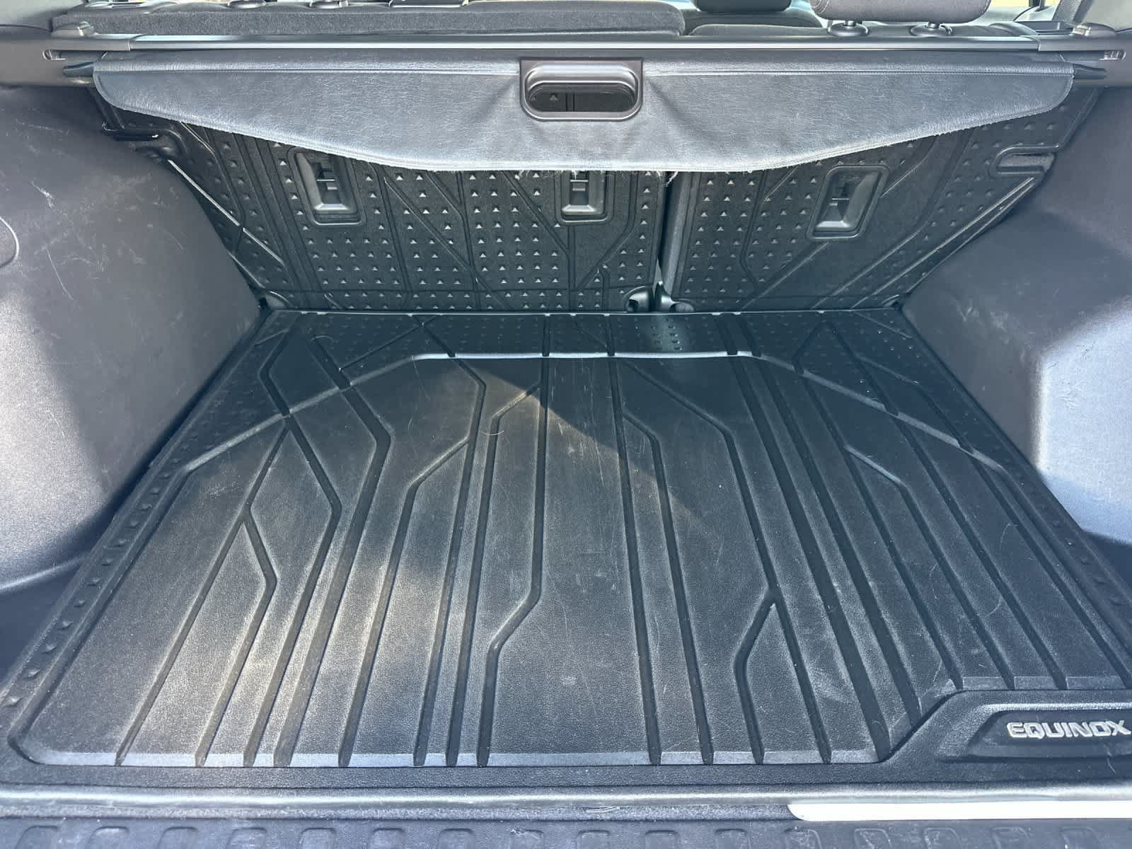 Used 2023 Chevrolet Equinox LS w/ LPO, Floor Liner Package FWD image 16