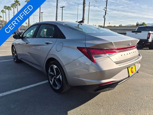 Used 2023 Hyundai Elantra SEL w/ Convenience Package image 5