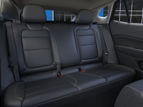 New 2026 Chevrolet Trax ACTIV w/ Sunroof Package FWD image 24