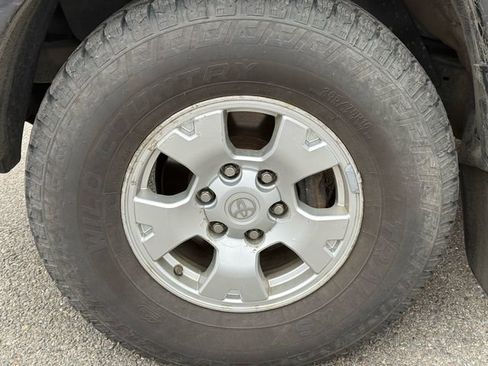 Used 2011 Toyota Tacoma 4x4 Access Cab V6 image 20