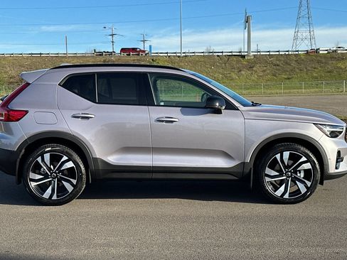 New 2026 Volvo XC40 B5 Plus w/ Protection Package Premier image 2