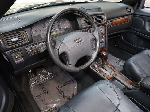 Used 2004 Volvo C70 HT FWD image 31