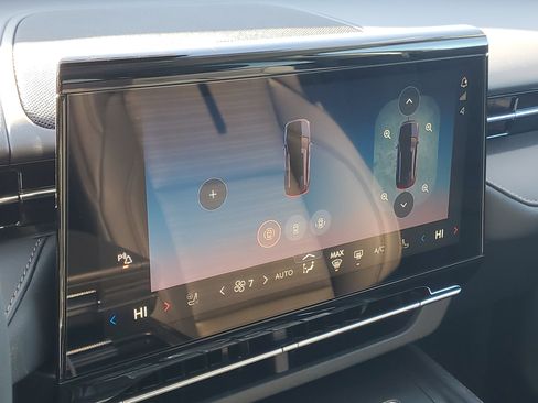 New 2026 Lincoln Nautilus Reserve image 25