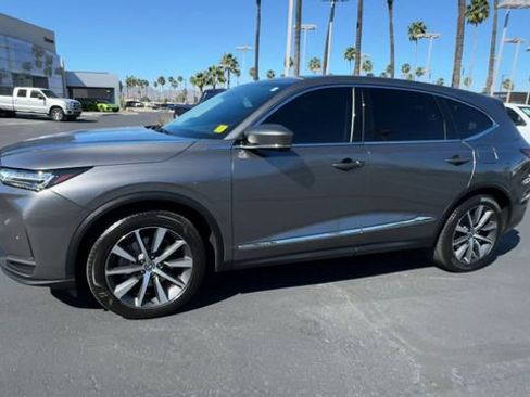 Used 2025 Acura MDX FWD w/ Technology Package image 5
