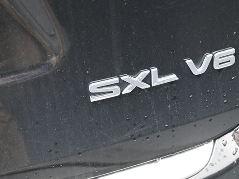 Used 2016 Kia Sorento SX image 20