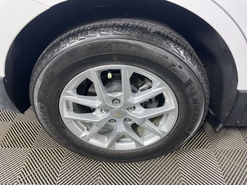 Certified 2024 Chevrolet Equinox LT image 13