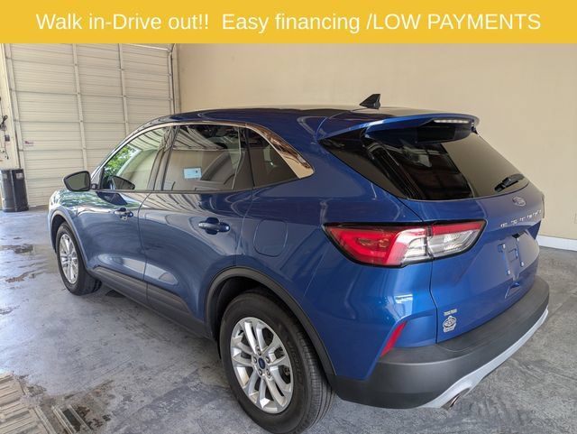 Used 2022 Ford Escape SE FWD image 6