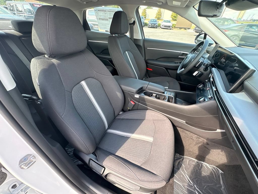 New 2026 Hyundai Sonata SEL FWD image 31