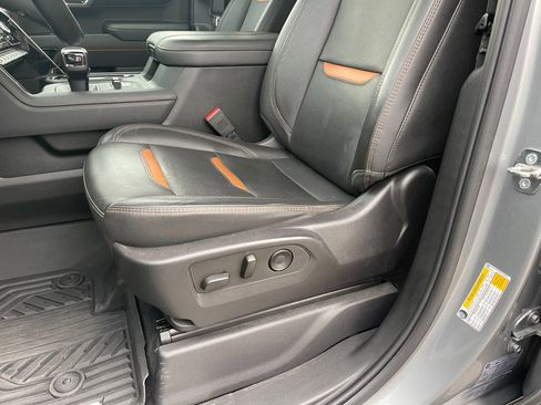 Used 2023 GMC Sierra 1500 AT4 w/ AT4 Premium Package image 16