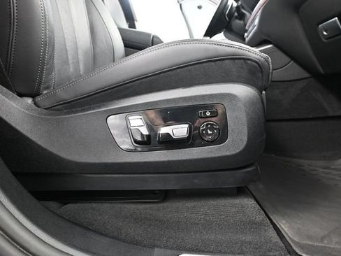 Used 2022 BMW X5 xDrive40i AWD/4WD image 51