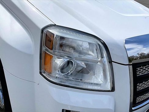 Used 2012 GMC Terrain SLT image 25