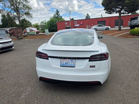 Used 2024 Tesla Model S Plaid AWD/4WD image 4