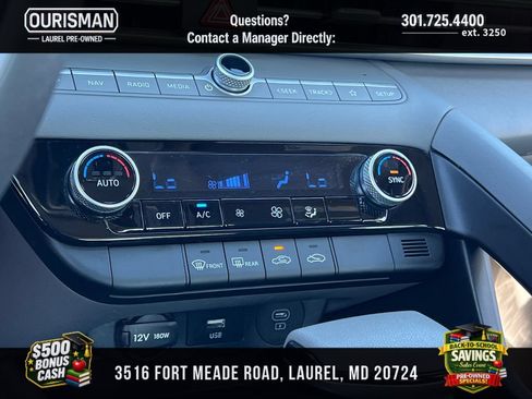 Used 2024 Hyundai Elantra SEL FWD image 15