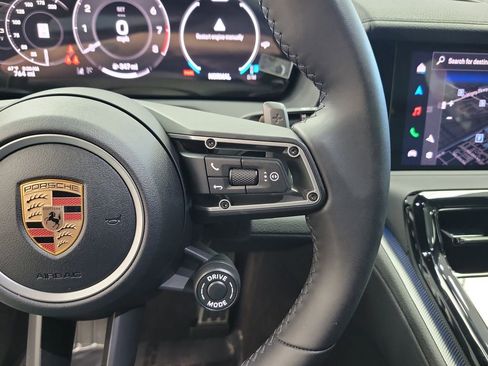 Used 2026 Porsche Panamera image 23