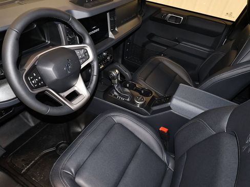 New 2026 Ford Bronco Badlands image 31