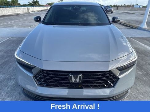 Used 2025 Honda Accord Sport image 16