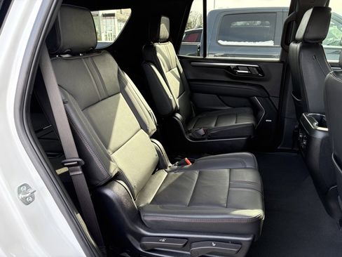 Used 2025 Chevrolet Tahoe RST w/ RST Performance Edition image 17