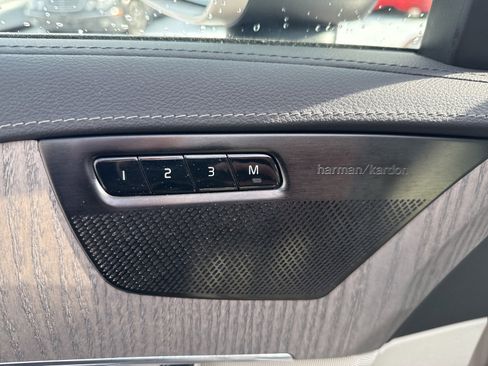 Used 2023 Volvo XC90 B6 Ultimate image 10