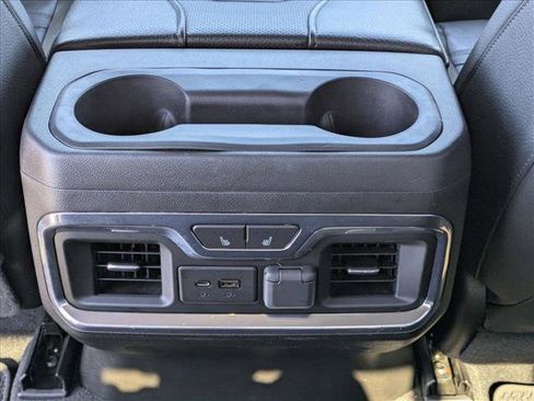 Used 2021 GMC Sierra 2500 Denali w/ Denali Ultimate Package image 18