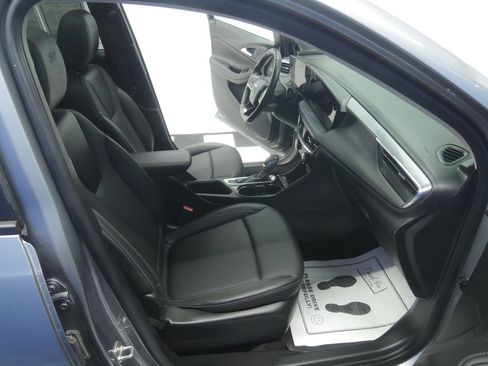 Used 2024 Buick Encore GX Sport Touring w/ Experience Buick Package AWD/4WD image 36
