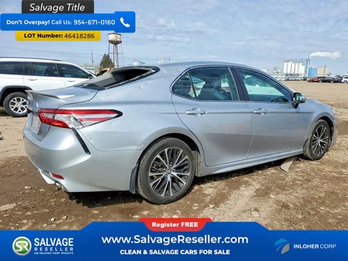 Used 2020 Toyota Camry SE image 4