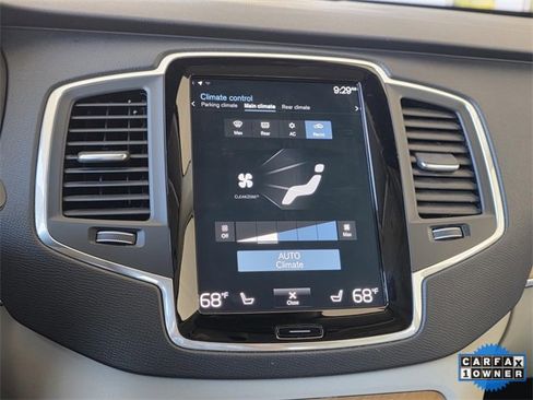 Used 2021 Volvo XC90 T8 Inscription Expression w/ Climate Package image 18