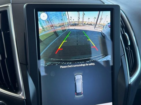 Used 2021 Ford Edge Titanium w/ Class II Trailer Tow Package image 31