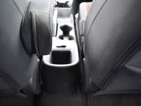 Used 2019 Nissan Kicks SR w/ Exterior Package image 26