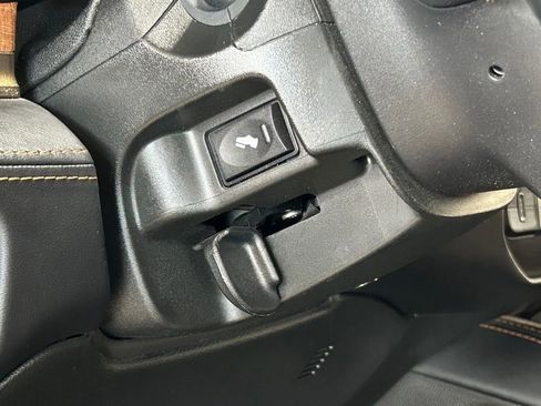 Used 2024 RAM 2500 Limited image 60