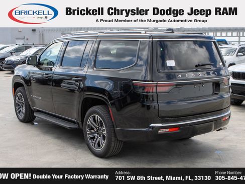 New 2025 Jeep Wagoneer 4WD w/ Convenience Group I image 7