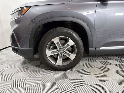 Used 2025 Honda Pilot EX-L image 13