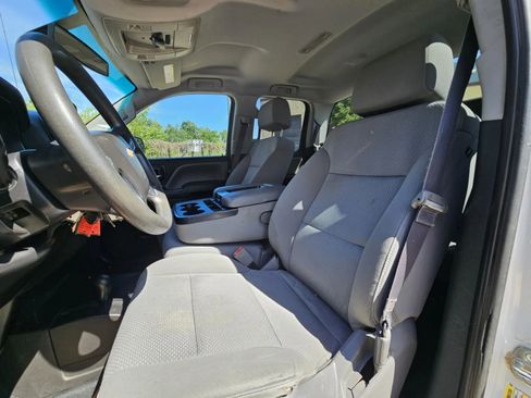 Used 2017 Chevrolet Silverado 2500 W/T w/ WT Fleet Convenience Package image 12