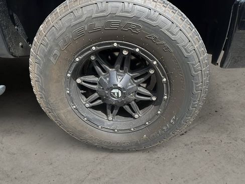 Used 2015 Chevrolet Silverado 1500 LTZ Z71 w/ Custom Sport Edition AWD/4WD image 8
