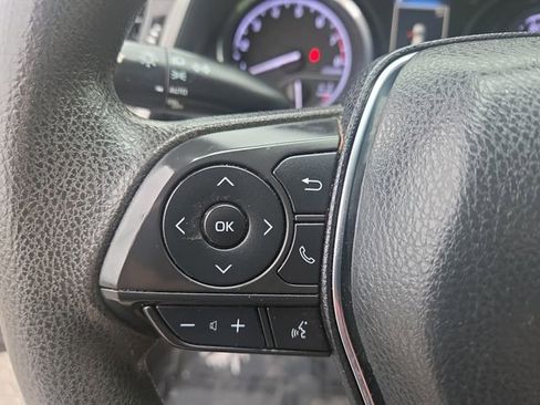 Used 2020 Toyota Camry LE FWD image 20