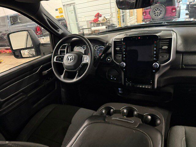 Used 2025 RAM 2500 Big Horn AWD/4WD image 19