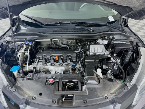 Used 2017 Honda HR-V EX image 32