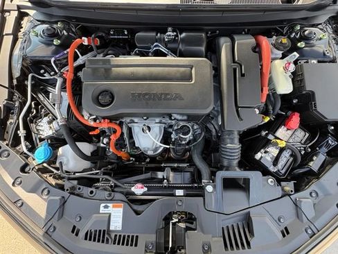 Used 2024 Honda Accord Sport image 10