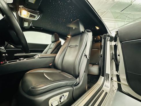 Certified 2019 Rolls-Royce Wraith RWD image 18