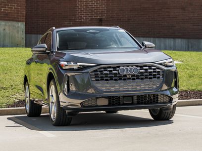 Certified 2025 Audi Q5 Premium w/ Premium Plus
