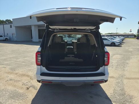 Used 2023 Ford Expedition Limited RWD image 33