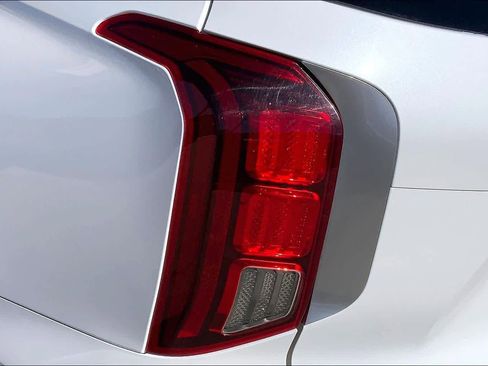 Used 2024 Hyundai Palisade SEL image 28