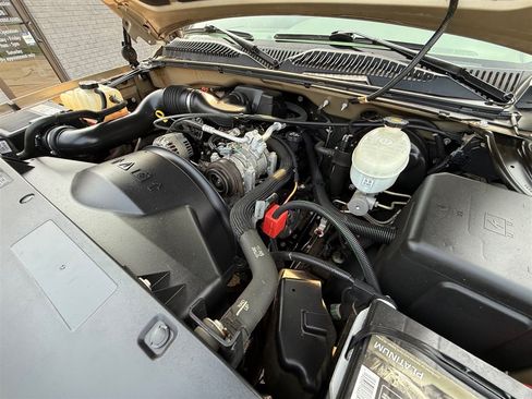 Used 2004 GMC Sierra 1500 W/T RWD image 15