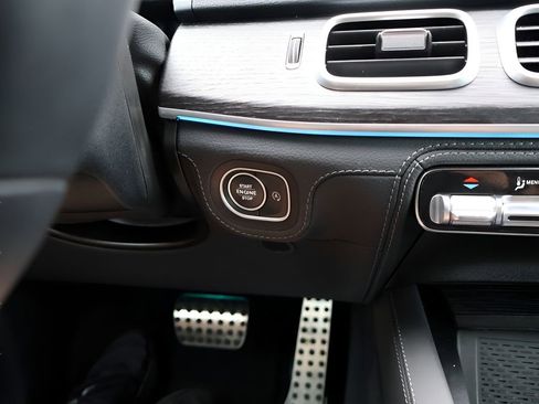 Certified 2023 Mercedes-Benz GLS 450 4MATIC image 30