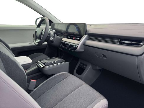 New 2026 Hyundai Ioniq 5 SE image 15