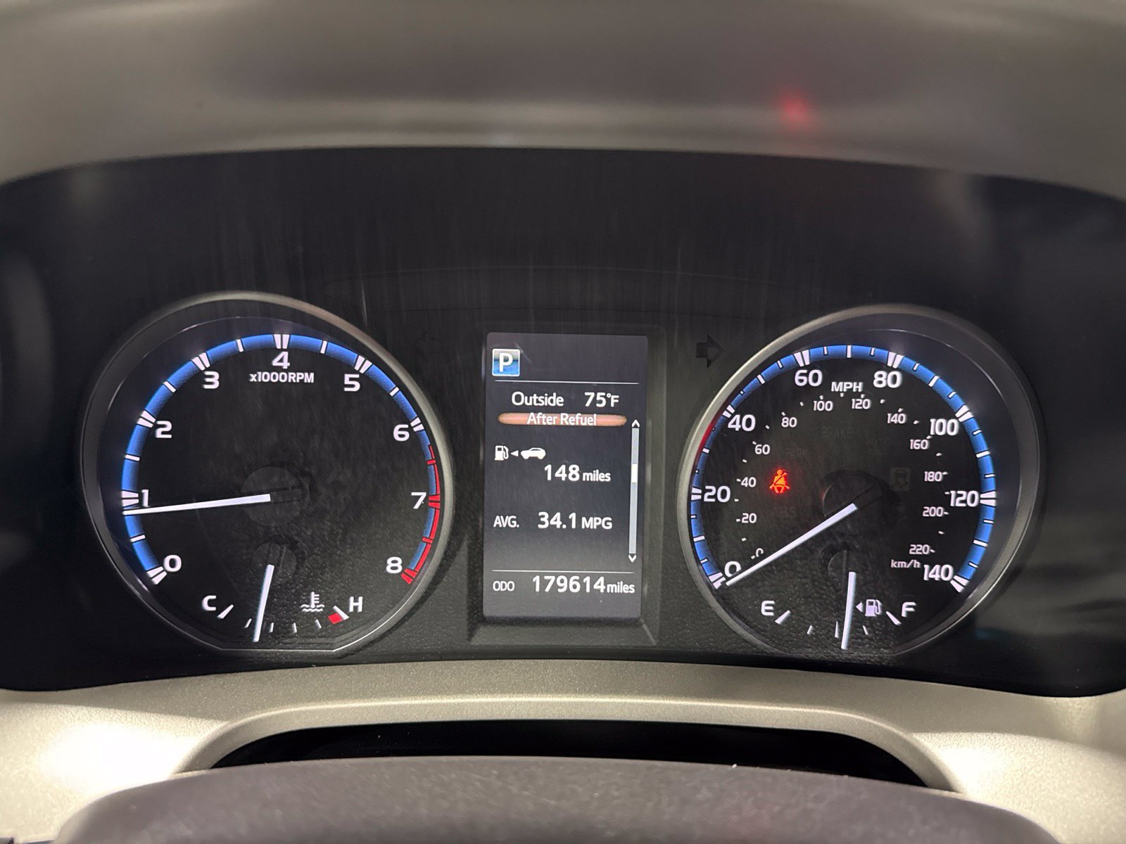 Used 2017 Toyota RAV4 LE AWD/4WD image 25