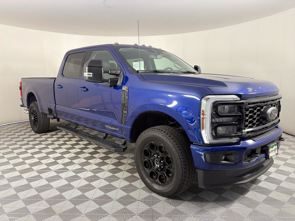 Used 2026 Ford F350 Lariat w/ Black Appearance Package AWD/4WD image 1