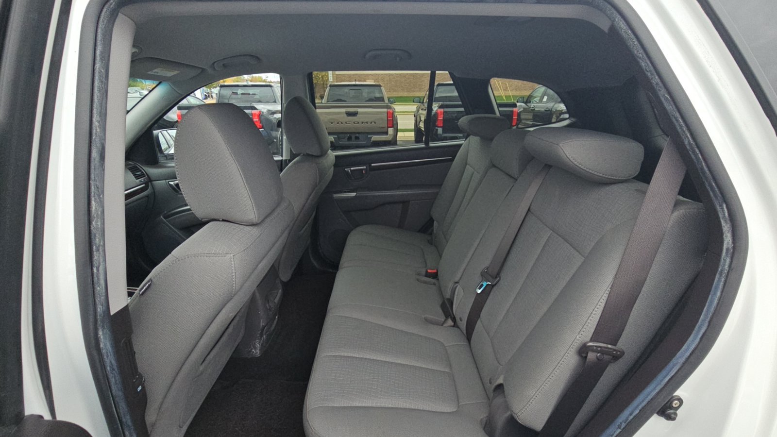 Used 2010 Hyundai Santa Fe GLS FWD image 27