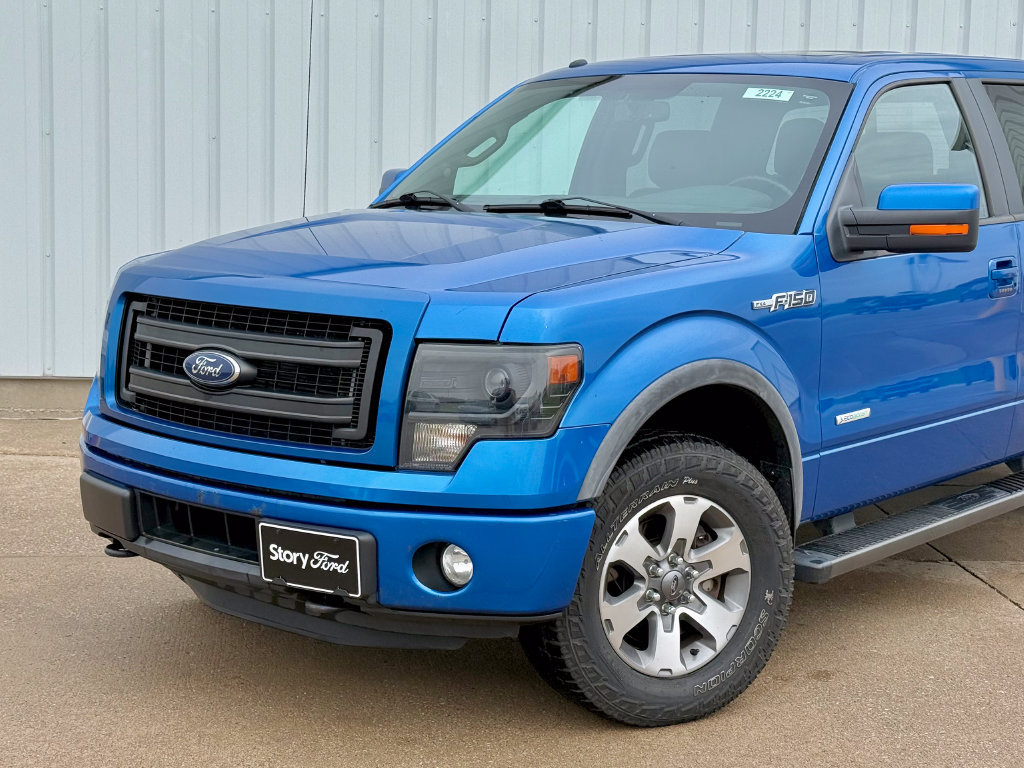 Used 2014 Ford F150 FX4 w/ Equipment Group 402A Luxury AWD/4WD image 2