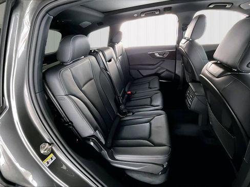 New 2026 Audi Q7 2.0T Premium image 10